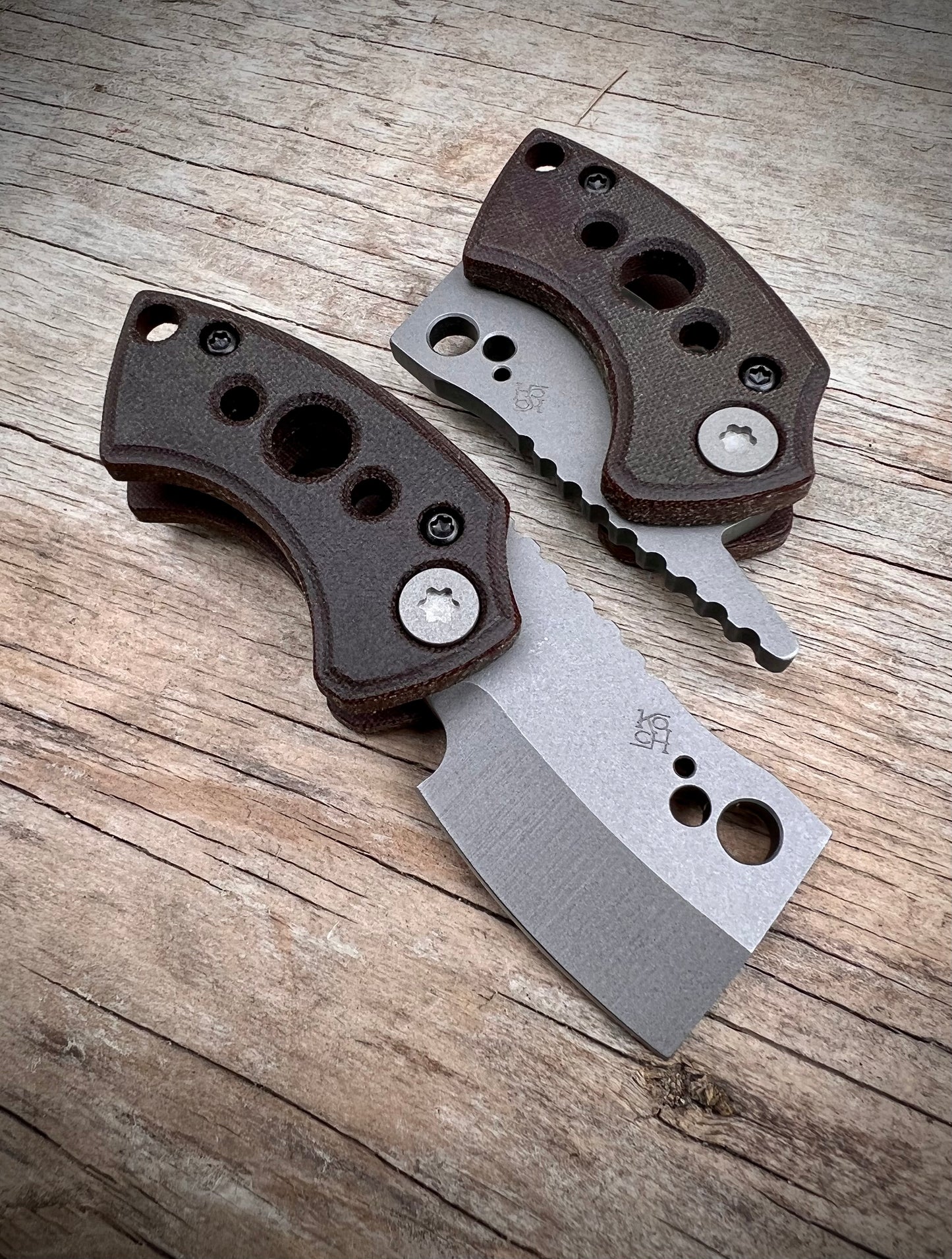 Korvid Friction Folder ( Custom )