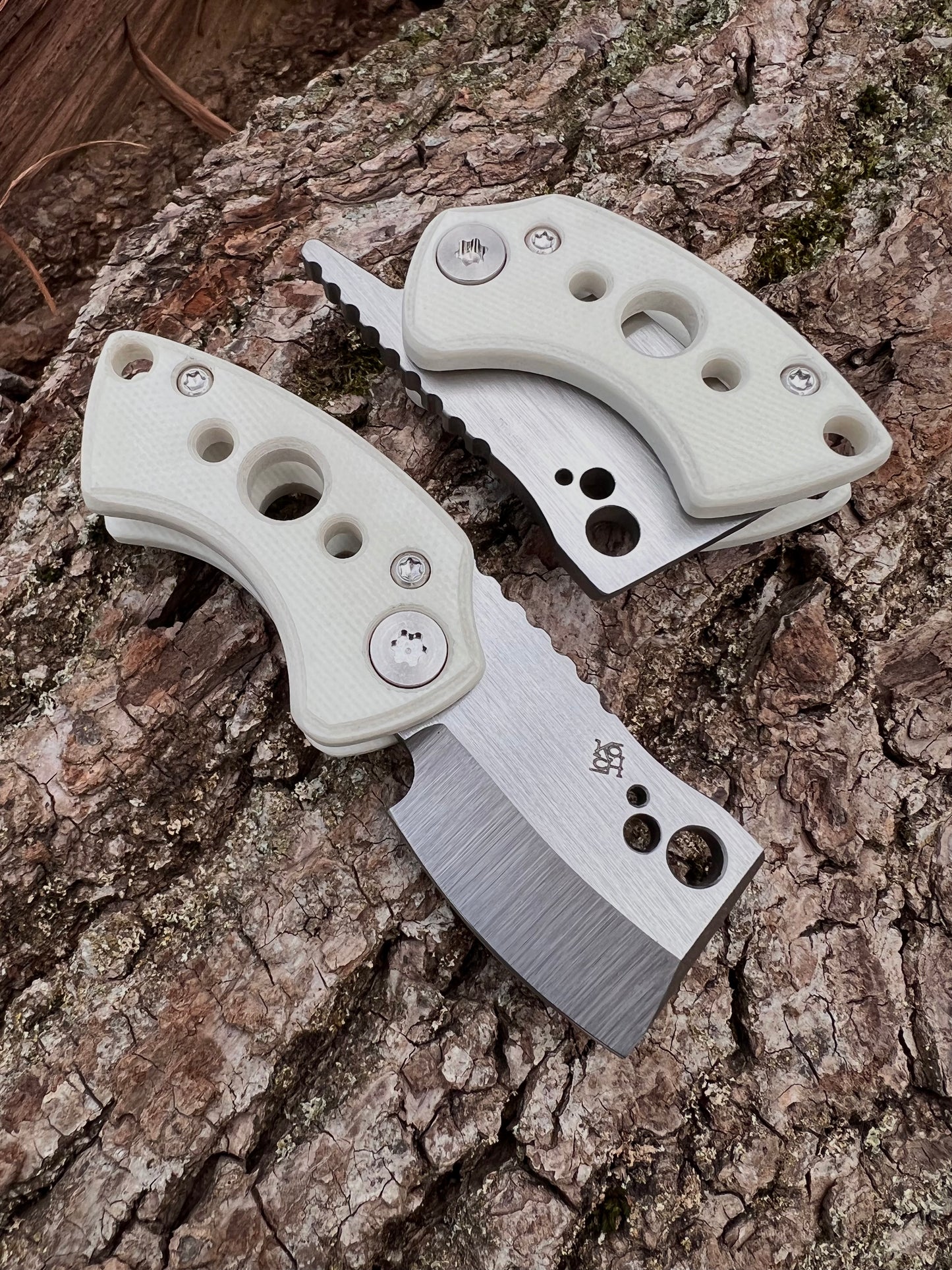 Korvid Friction Folder ( Custom )